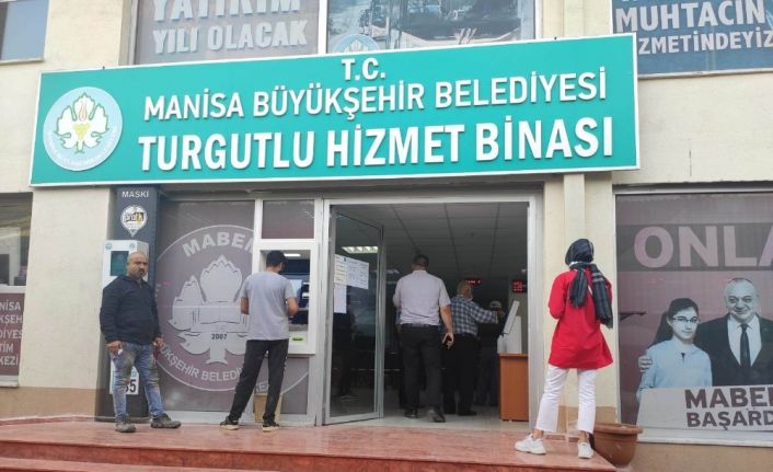 Büyükşehirin Turgutlu hizmet binası yeni yerinde