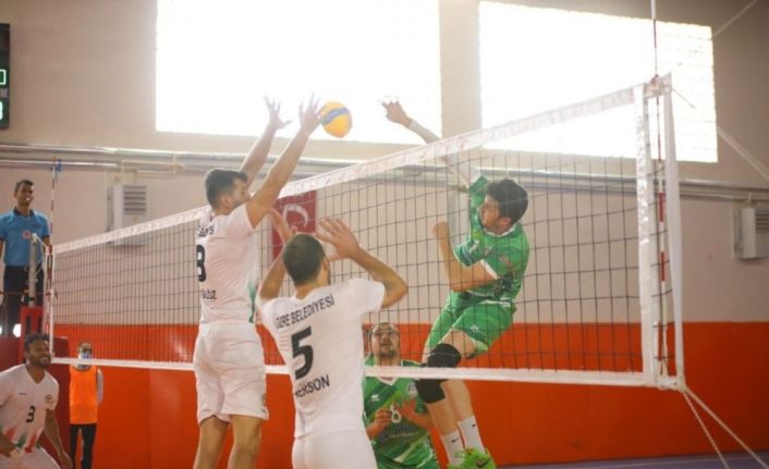 Cizre Belediyesi erkek voleybol takımı 2’de 2 yaptı