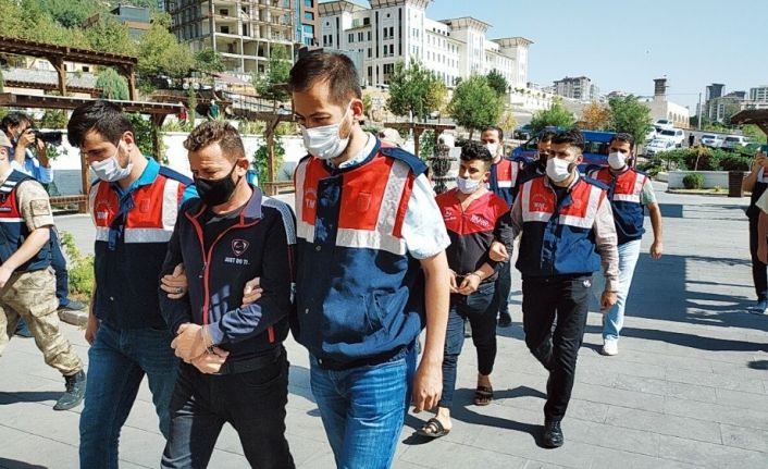 Kahramanmaraş’ta DEAŞ operasyonu: 3 gözaltı