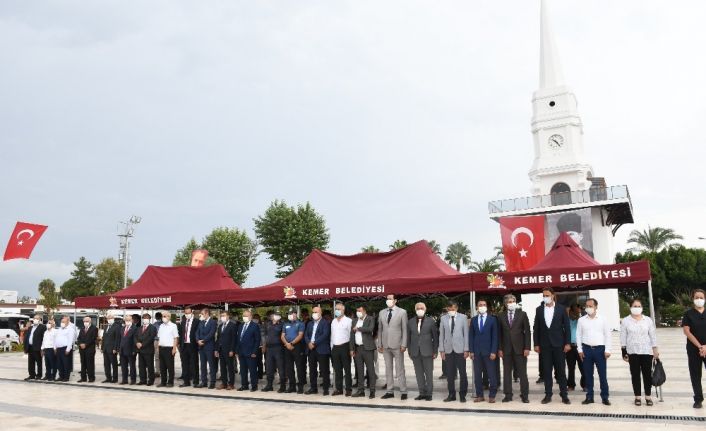 Kemer’de Muhtarlar Günü kutlandı