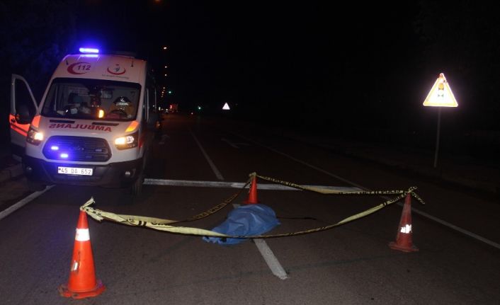 Manisa’da otomobilin çarptığı yaya öldü