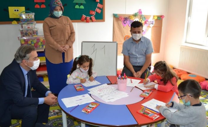 Müdür Yiğit’ten köy okullarına ziyaret