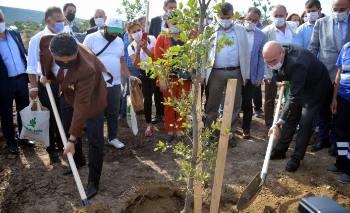 Muhtarlar Günü’nde Aliağa’da anlamlı etkinlik