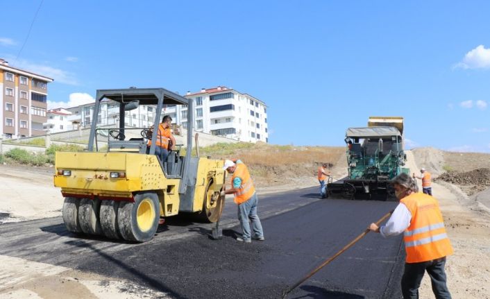 Safranbolu’da asfalt çalışmaları sürüyor