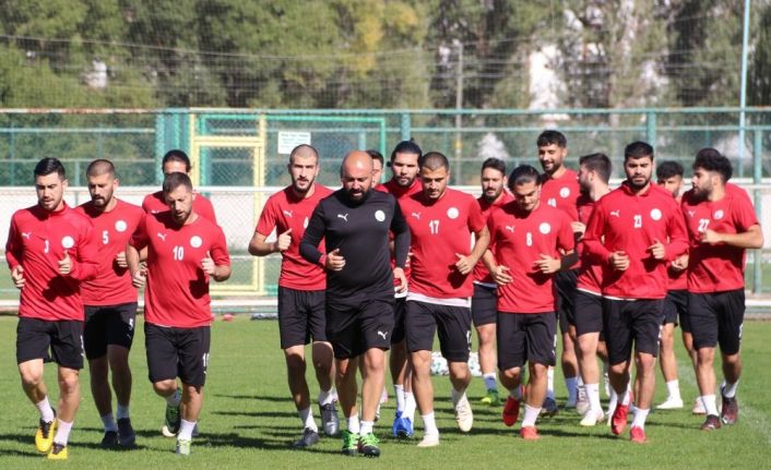 Sivas Belediyespor ile Serik Belediyespor ilk kez karşılaşacak