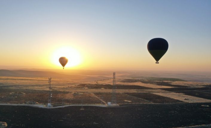 Tarihin sıfır noktasında lisanslı balon uçuşları başladı