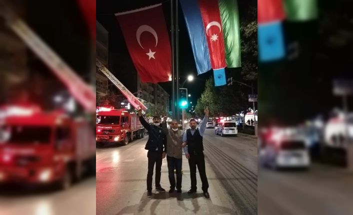 Türk Ocakları Kırşehir Şubesi, Terme Caddesine Azerbaycan Bayrağı astı