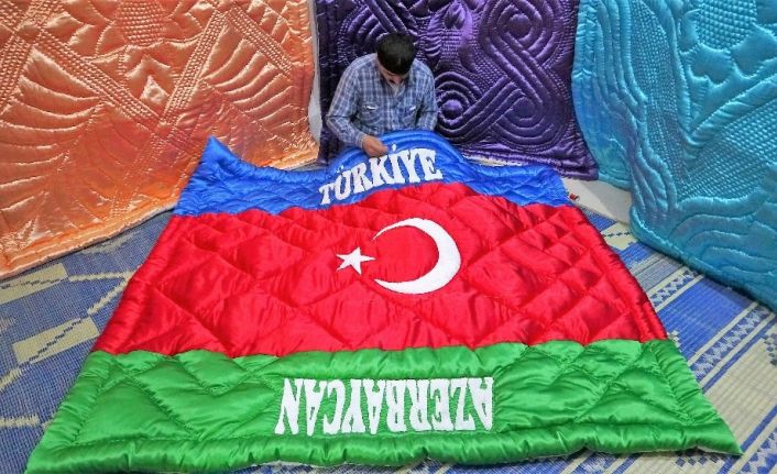 Türkiye Azerbaycan dostluğunu yorgana işledi