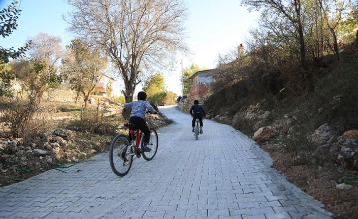 Akçapınar’ın sokakları yenilendi