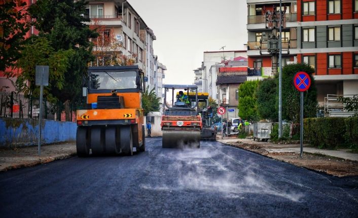 Altınordu’da alt ve üstyapı çalışmaları devam ediyor