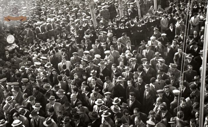 Atatürk Üniversitesinin eğitim-öğretim yılına başlamasının 62. yıl dönümü