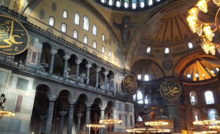 Ayasofya’da dev iskele 7 yıl sonra kaldırıldı