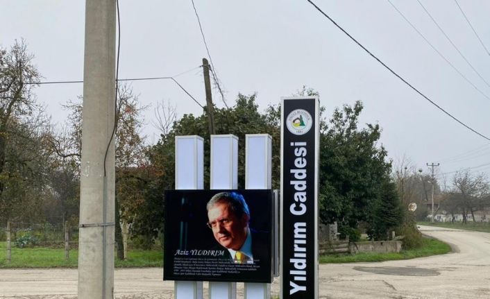 Aziz Yıldırım Caddesi’nin tabelaları konuldu