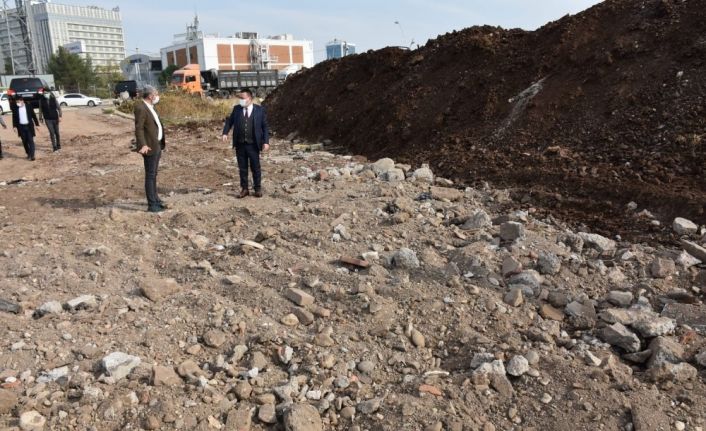 Bağlar Belediyesinden çok amaçlı dev spor tesisi