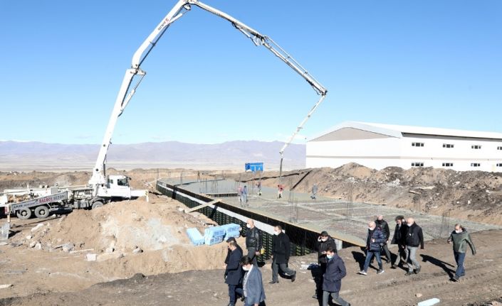 Başkan Sekmen: “Erzurum’a yeni fabrikalar kurulacak”