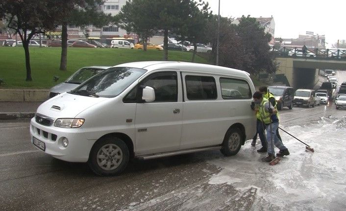 Bursa’da araçlar yollarda dans etti