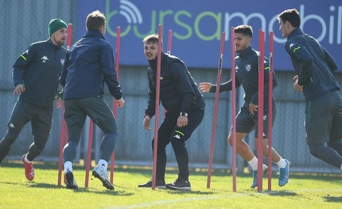 Bursaspor, Altay maçı hazırlıklarını tamamladı