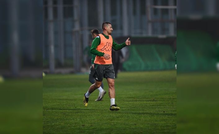 Bursaspor günü çift antrenmanla tamamladı