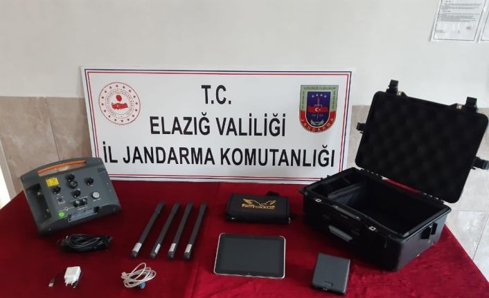 Elazığ’da kaçak kazı yapan 5 şüpheli yakalandı