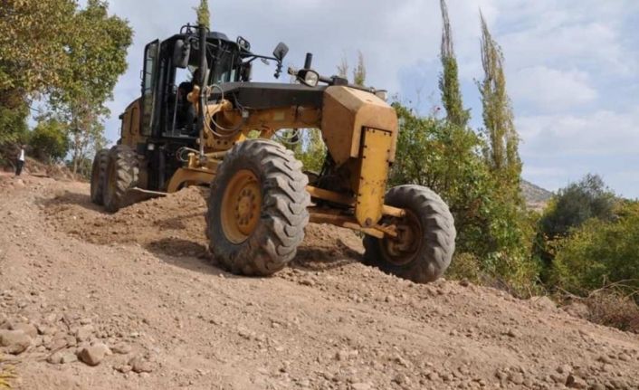 Görümlü beldesinin bağ yolu sorunu çözüldü