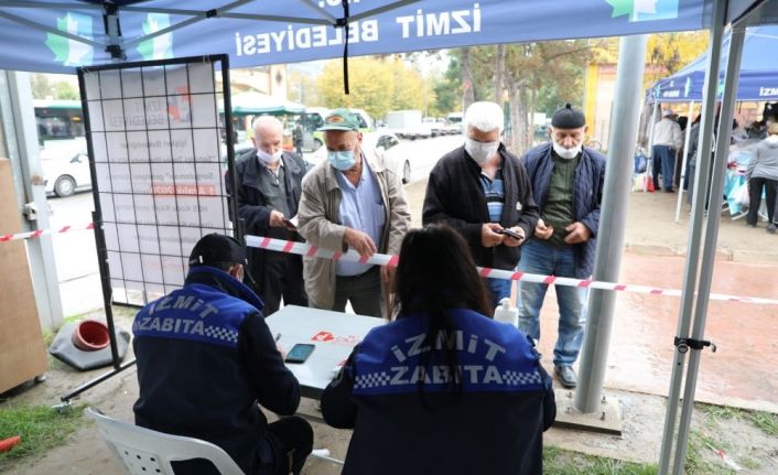 İzmit Belediyesi’nden vatandaşlara ‘HES Kodu’ yardımı