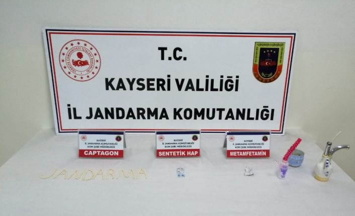 Jandarma’dan uyuşturucu operasyonu