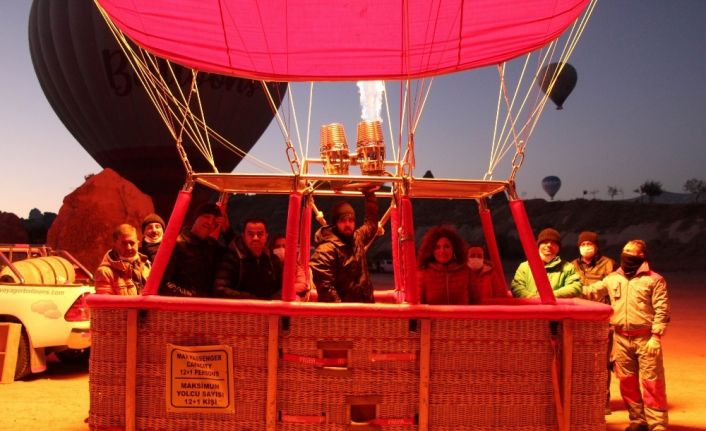 Kapadokya’da Öğretmenler Günü gökyüzünde kutlandı