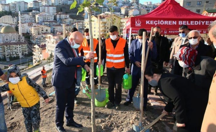 Keçiören’de fidanlar toprakla buluştu