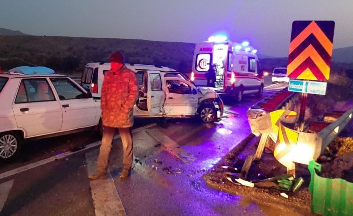 Kırıkkale’de trafik kazası: 3 yaralı