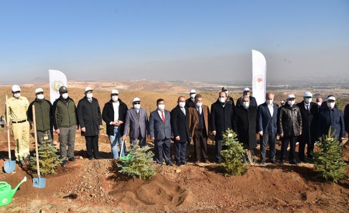 Konya’da Öğretmen Hatıra Ormanı için fidan dikimi yapıldı