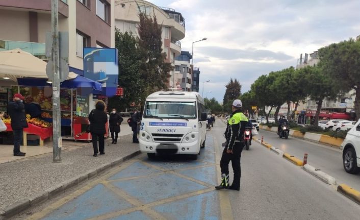 Kuşadası’nda toplu taşıma araçları denetlendi