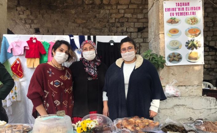 Mersin’de kadınlar SMA hastası çocuk için stant açtı