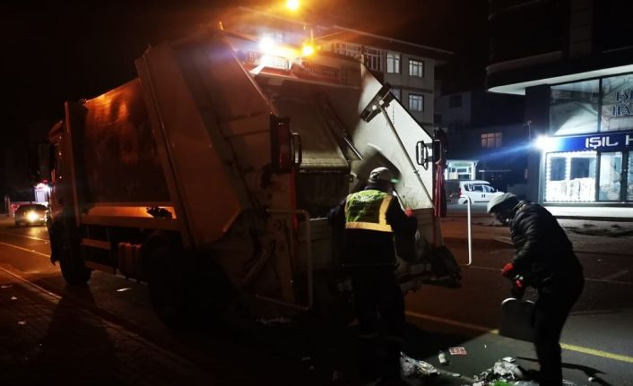 Semt pazarlarında gece temizliği