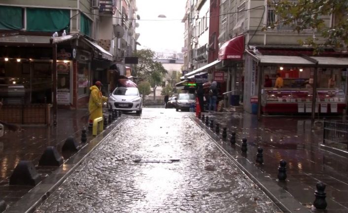 Sokağa çıkma kısıtlaması sona erdi, hareketlilik başladı