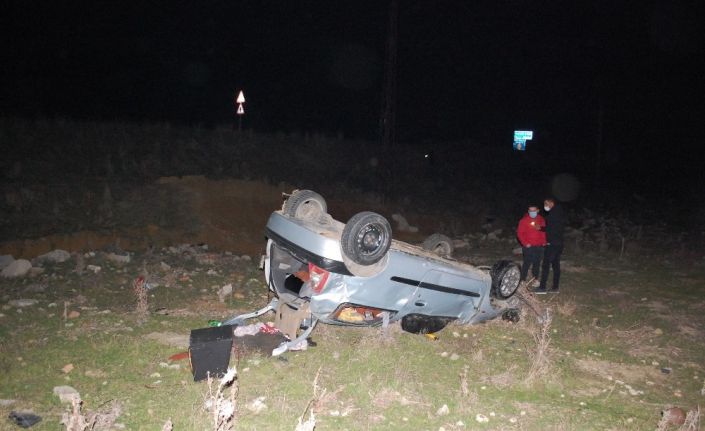 Takla atan otomobilin sürücüsü ağır yaralandı