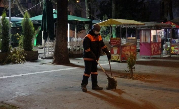 Uşak’ta sokaklar boş kaldı