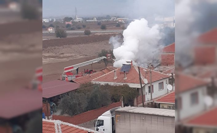 Yaşlı kadın yangında hayatını kaybetti