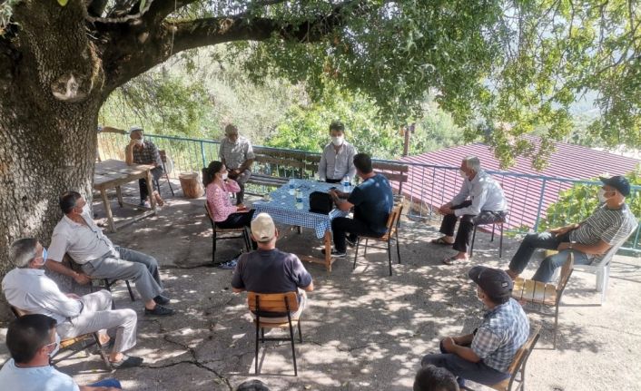 Yeniköy Kemerköy Elektrik Üretim AŞ yetkilileri, köylülerle bir araya geldi