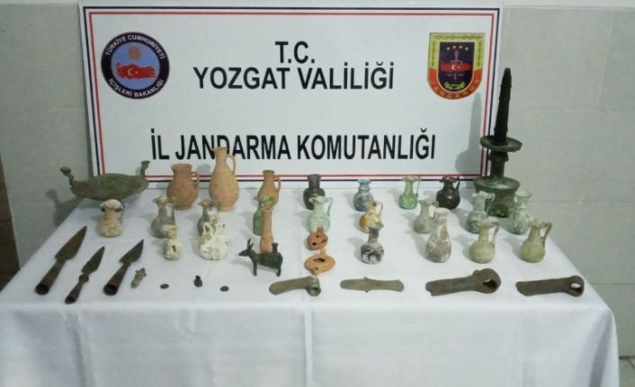 Yozgat’ta farklı dönemlere ait 39 tarihi eser ele geçirildi