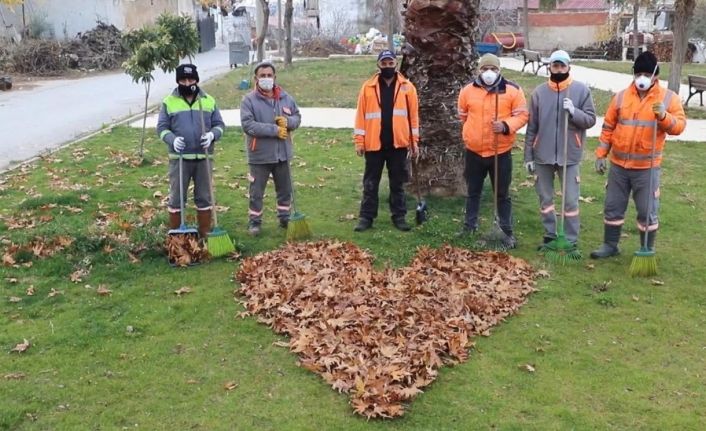 Alaşehir’de belediye işçilerinden kalpli mesaj