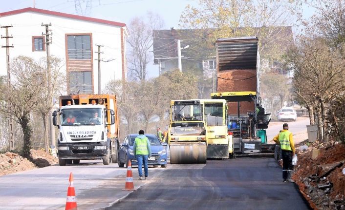 Başkan Büyükakın, ‘’4 buçuk kilometrelik yolu 20 gün içinde tamamlayacağız’’