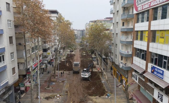 Diyarbakır’da Sanat Sokağındaki sağlıklaştırma çalışmaları devam ediyor