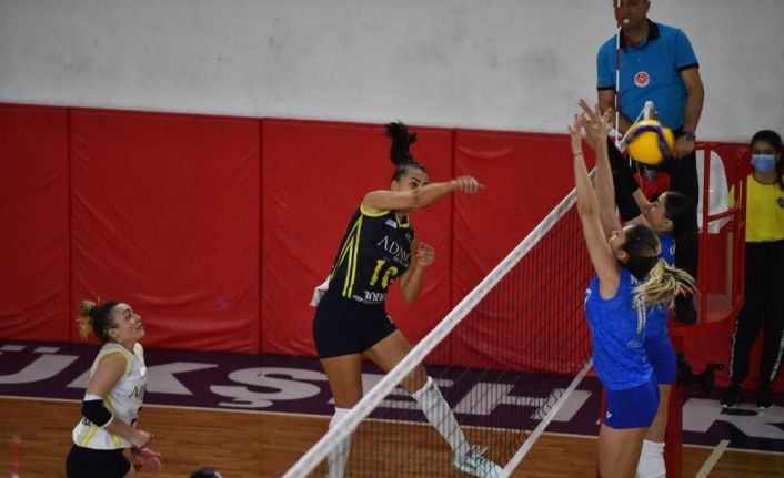 Gaziantep derbisinde Adam voleybol kazandı: 3-2