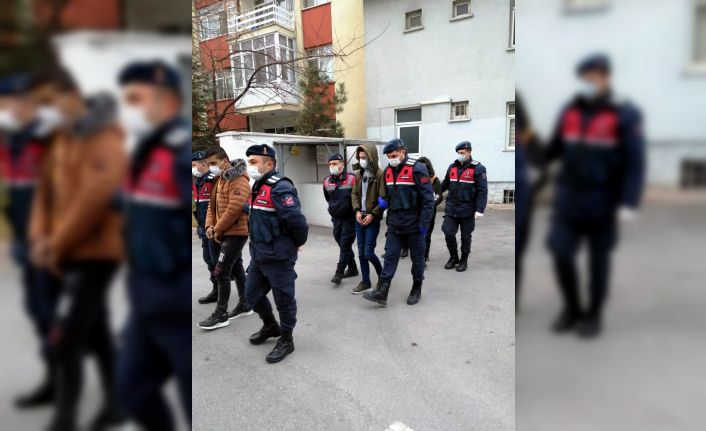 Kayseri’de DEAŞ üyesi 3 kişi yakalandı