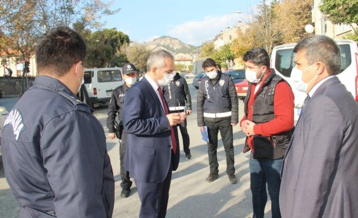 Tosya’da Covid-19 denetimleri devam ediyor