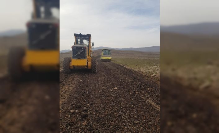 240 haneli mezraya 2 buçuk kilometrelik yeni yol