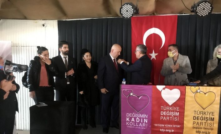 Avcılar’da Türkiye Değişim Partisi’ne katılım töreni