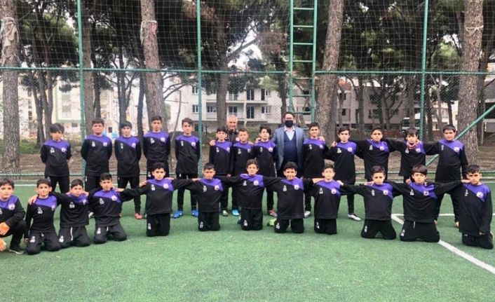 Başkan Alkan’dan Horozköyspor altyapı idmanına ziyaret