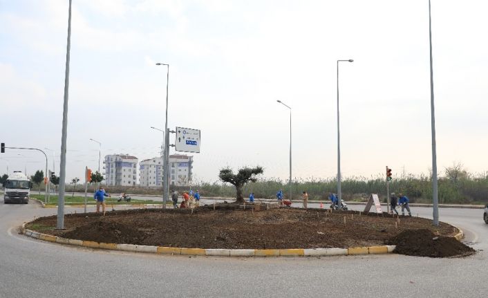 Büyükşehir’den kavşaklara peyzaj düzenlemesi