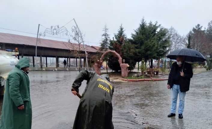 itfaiye ekiplerinden su baskınlarına karşı yoğun mesai